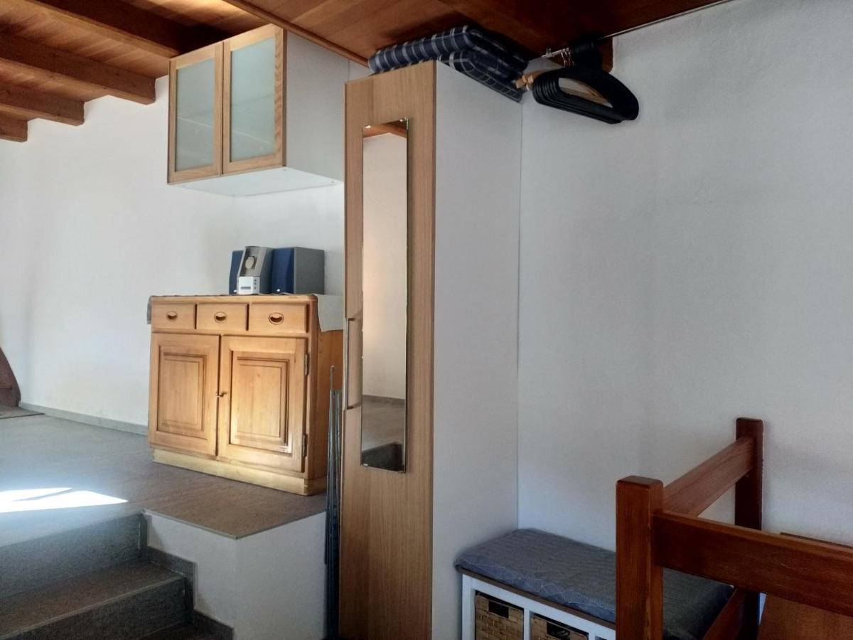 Вилла Rustico "Casa Di Sasso" Интранья Экстерьер фото